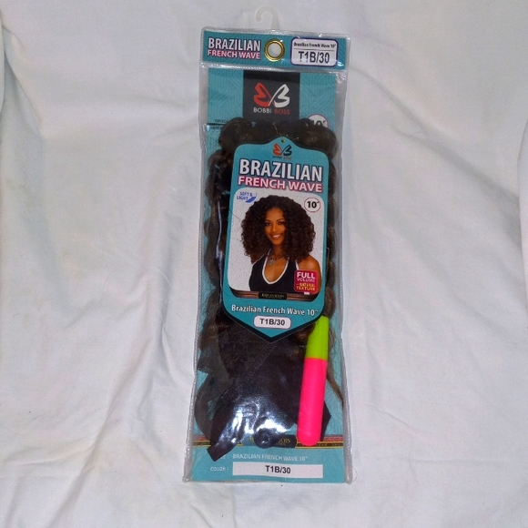 Bobbi Boss 10" hair 😍 - Picture 1 of 9